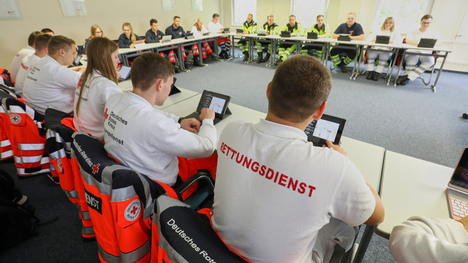 Fortbildungsteilnehmende in einer Lernsituation 