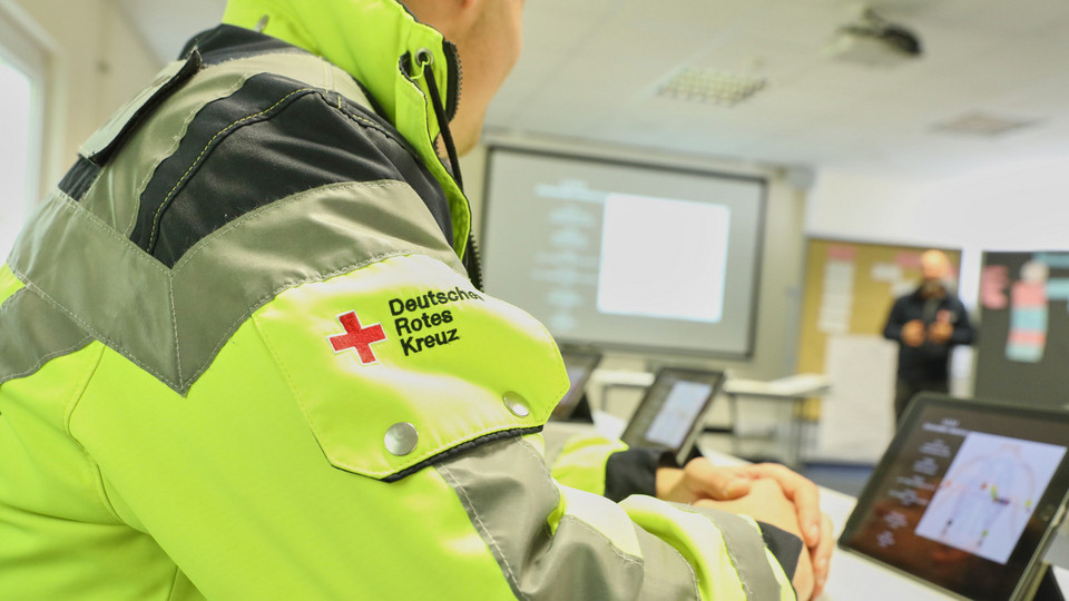 Einsatzjacken in grü