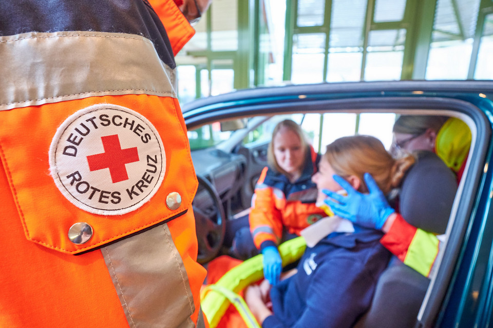 Notfallsanitäterinnen in der Ausbildung