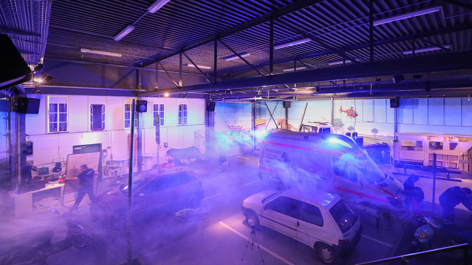 Die Simulationshalle im Nebel